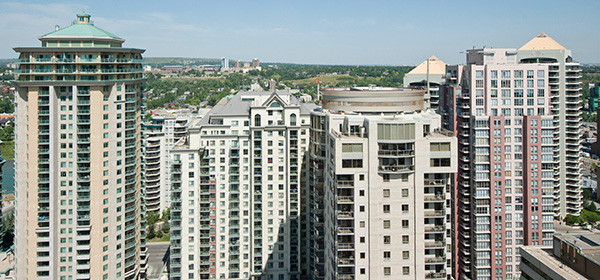 Vacancy in Calgary’s rental market increased from 1.4 per cent in 2014 to 5.3 per in 2015, leading Altus Group to place the city in the “soft” category.  CREB®Now file photo.
